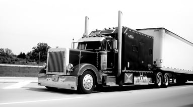 truck-1560934